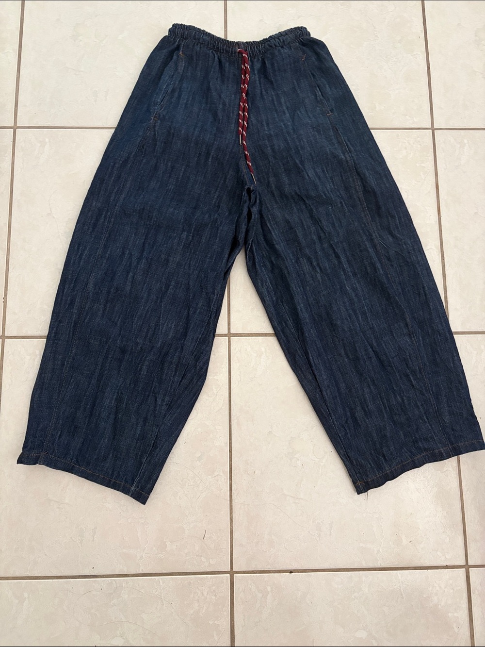 Wide-Leg Women's Flare Jeans in Dark Indigo